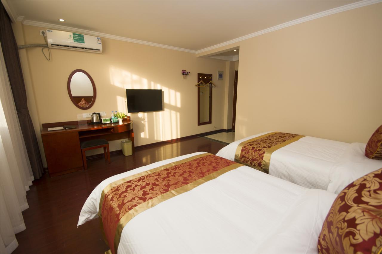 Greentree Alliance Jiangxi Nanchang Honggutan Middle Fenghuang Avenue Hotel Exterior photo